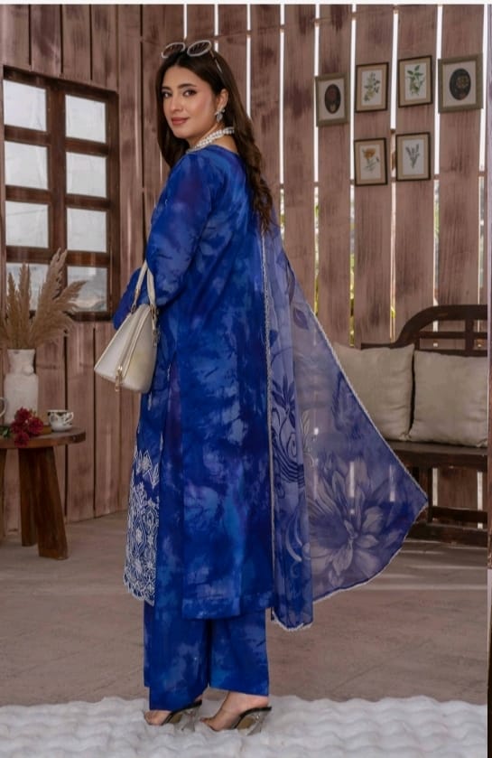 EMBROIDERED LAWN SUIT 3 - PIECE