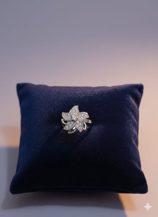 Eternal Bloom - Luxury American Diamond Zircon Floral Spinner Ring